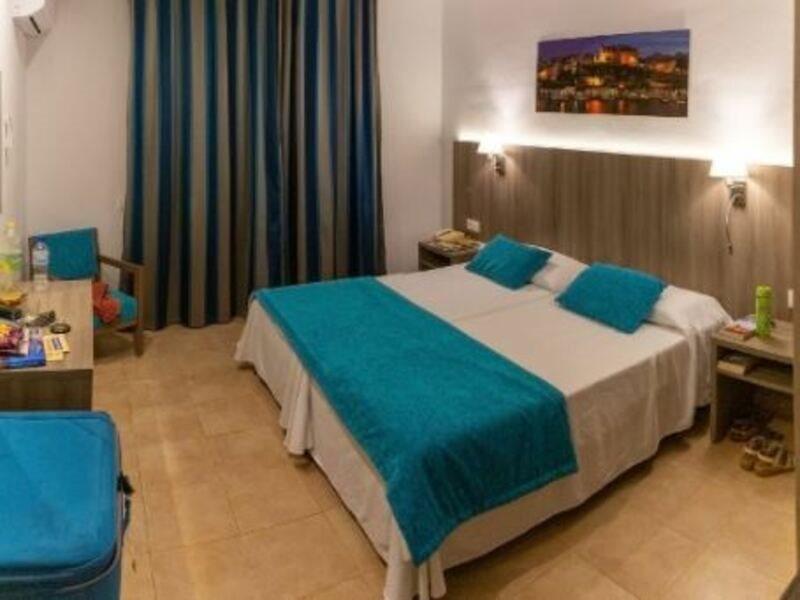 Del Almirante * Es Castell (Menorca)