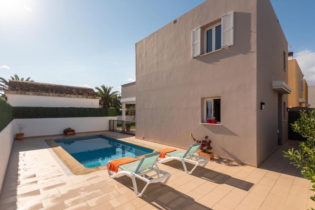 Clear Villa
