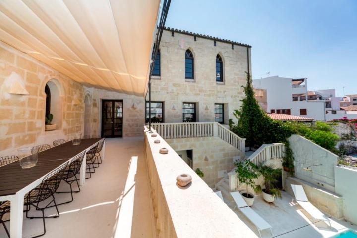Villa Splendid Former Chapel With Pool & Jacuzzi Es Castell (Menorca)