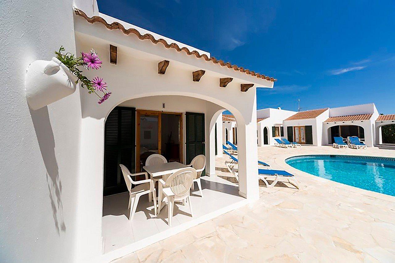 Casas Menorquinas Cala Blanca (Menorca)