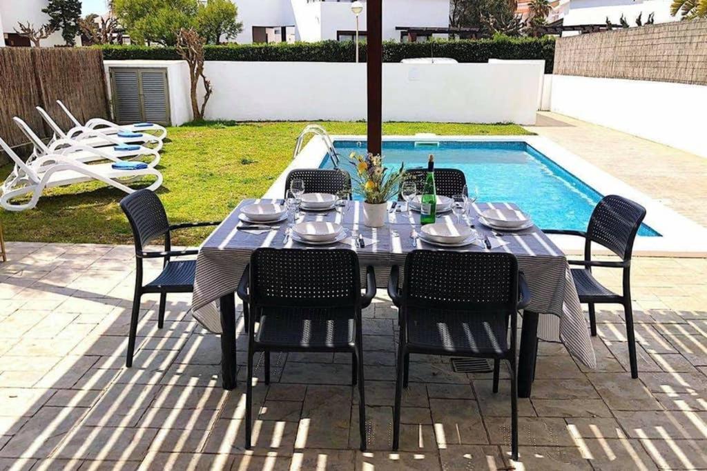 Villa D'aina * Propiedad Privada Con Piscina *