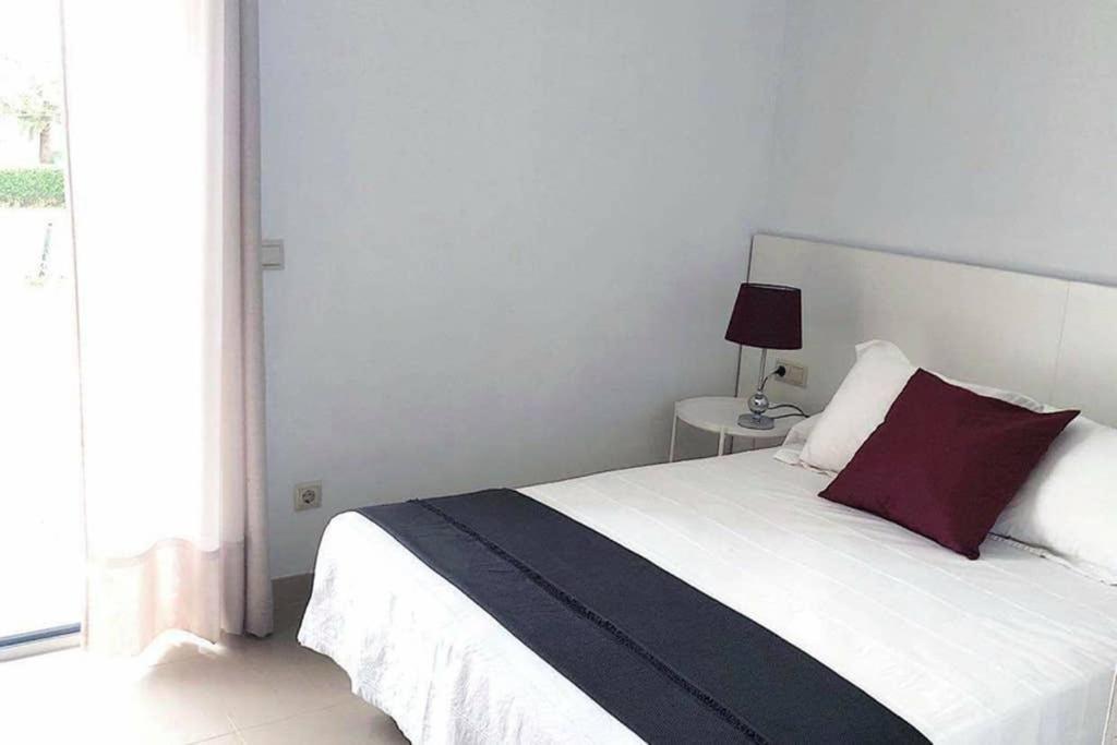 Villa D'aina * Propiedad Privada Con Piscina Cala'N Bosch (Menorca)