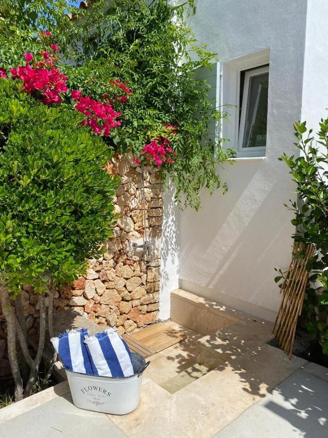 Es * Sant Lluís