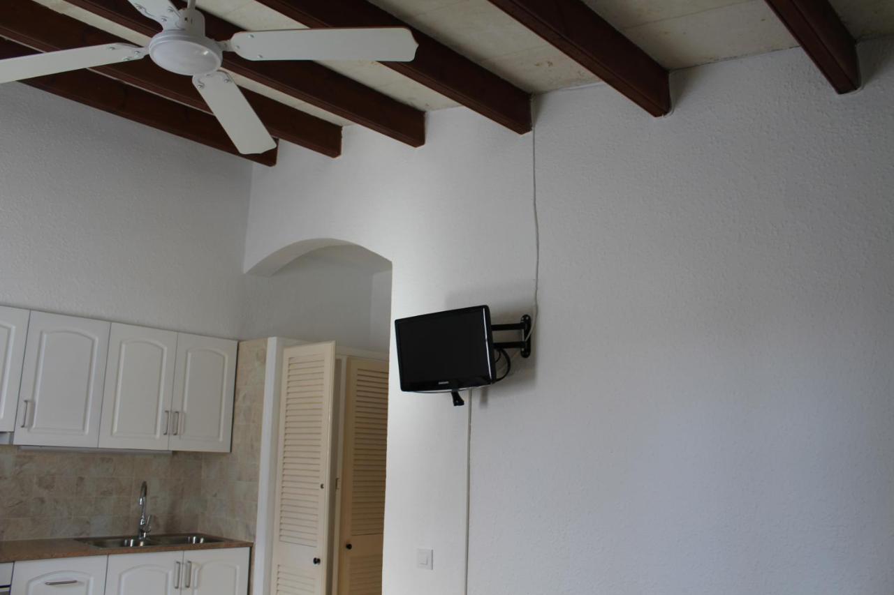 Apartamento Con Piscina En Ciudadela, Cala En Blanes *