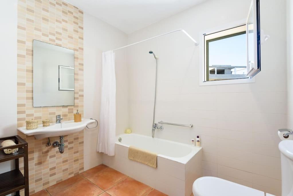 Rose Apartment Sant Lluis