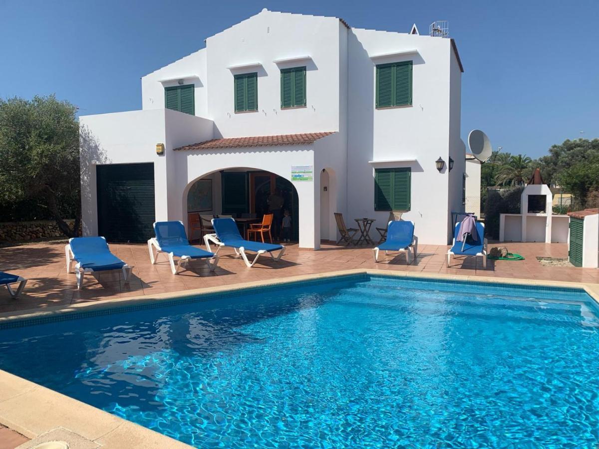 Oya * Cala'N Bosch (Menorca)