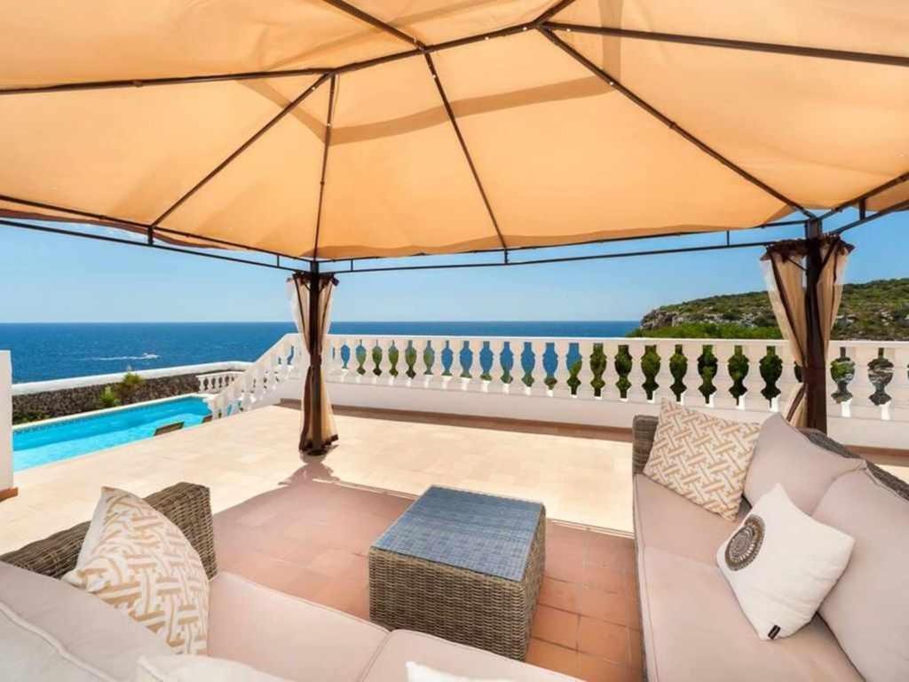 Es Macar Vistas Unicas Al Mar Junto A La Playa Piscina Climatizada Villa