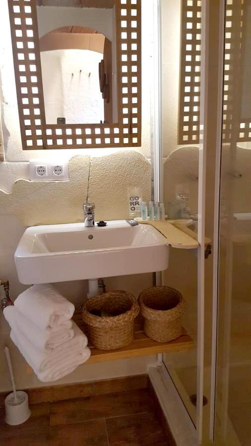 5 Bedrooms House With Wifi At Mao 5 Km Away From The * Maó (Mahón)