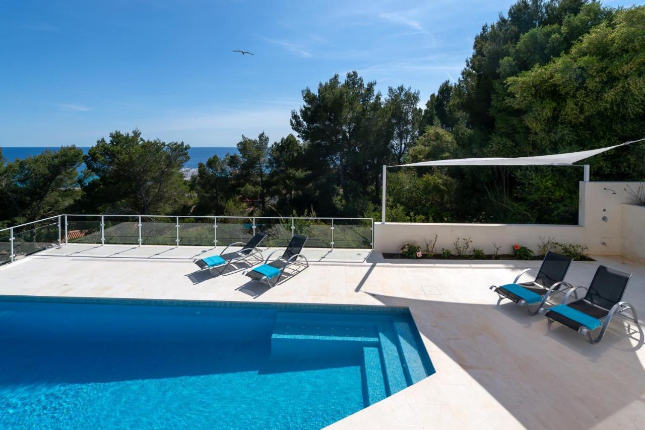Villa Paraiso D14 *