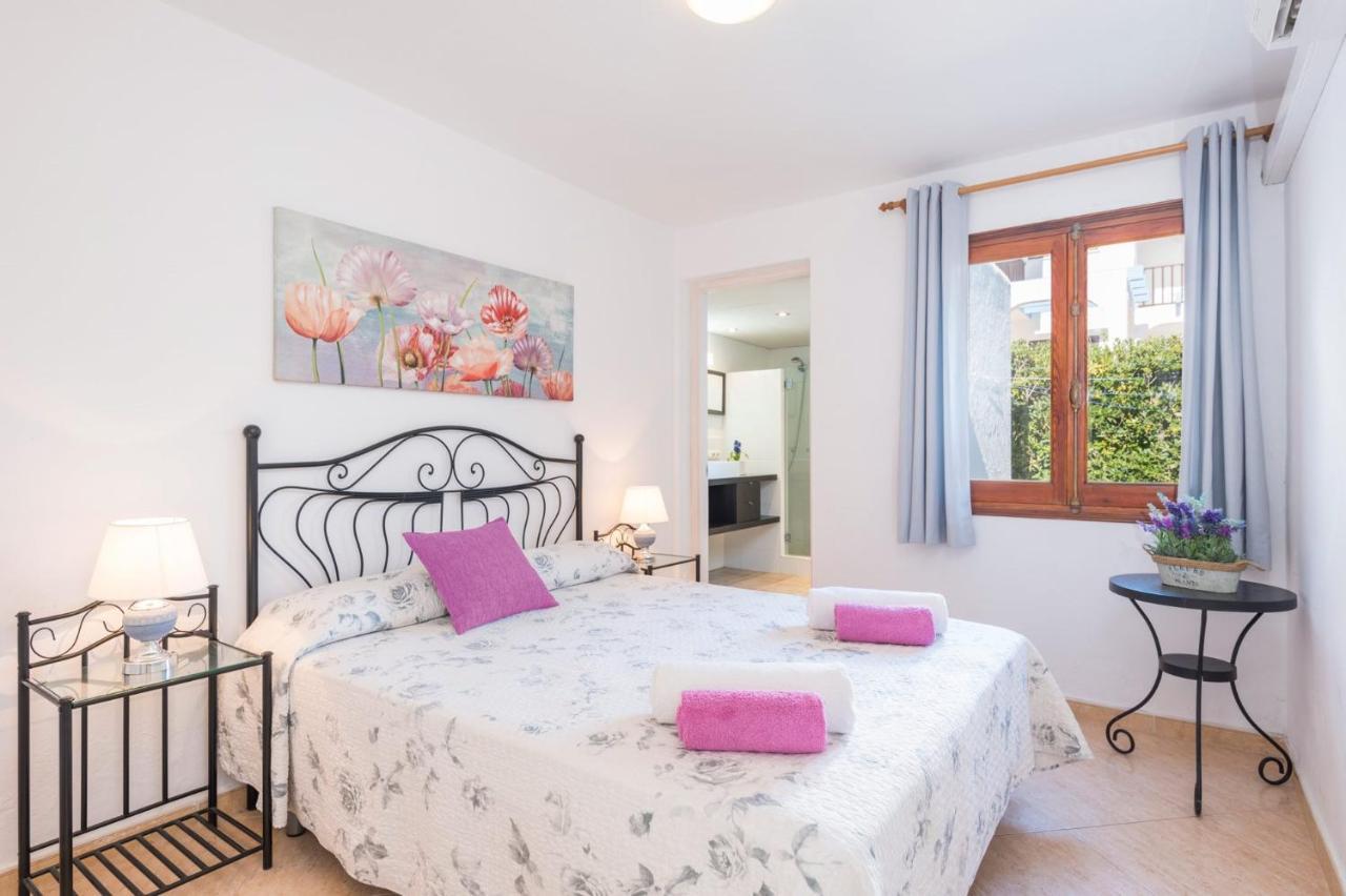 Villa Nuriana 4 Bedroom Villa, Calan Blanes