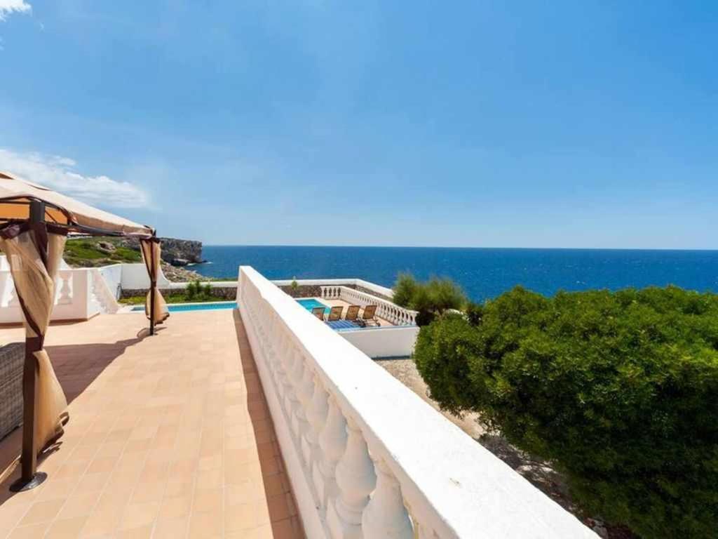 Es Macar Vistas Unicas Al Mar Junto A La Playa Piscina Climatizada Es Canutells