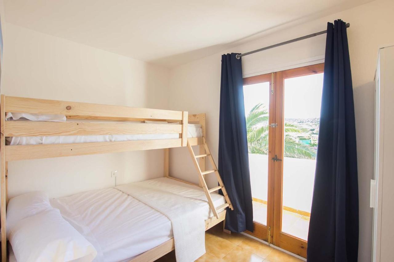 Nuvolet * Cala'N Blanes (Menorca)