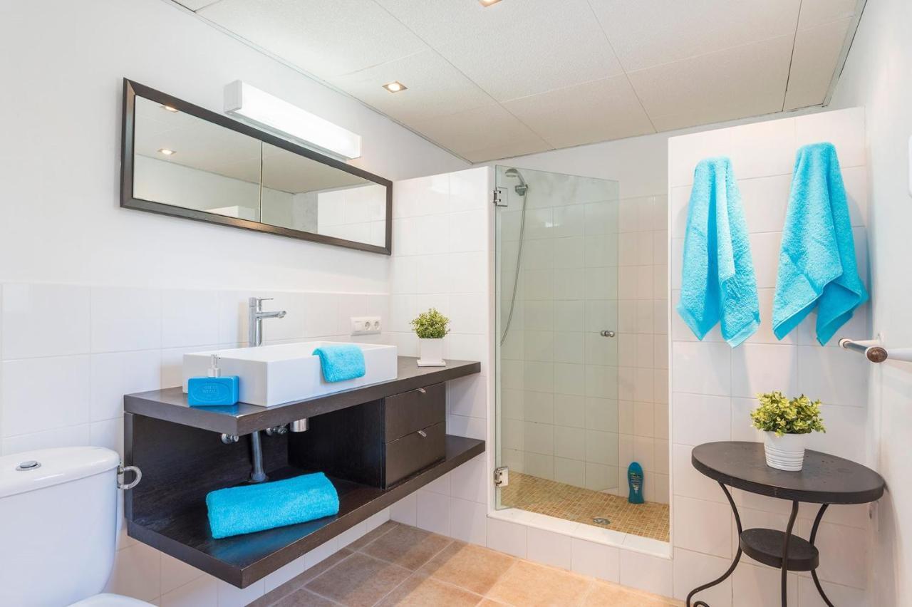 Nuriana 4 Bedroom Villa, Calan Blanes * Cala en Forcat
