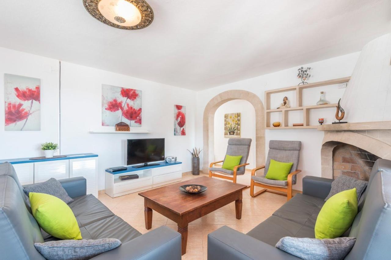 Nuriana 4 Bedroom Villa, Calan Blanes *