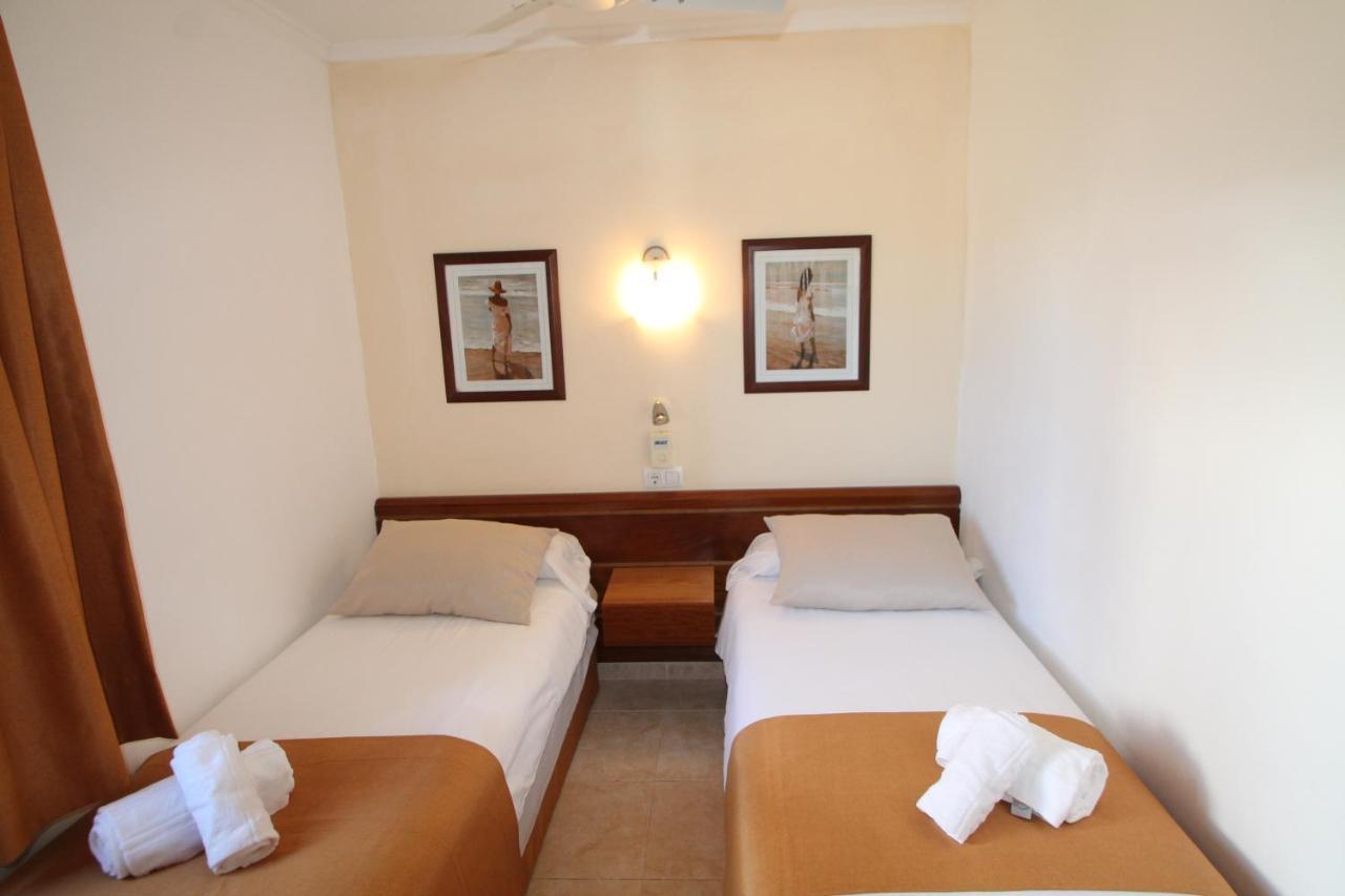 Talayot Aparthotel
