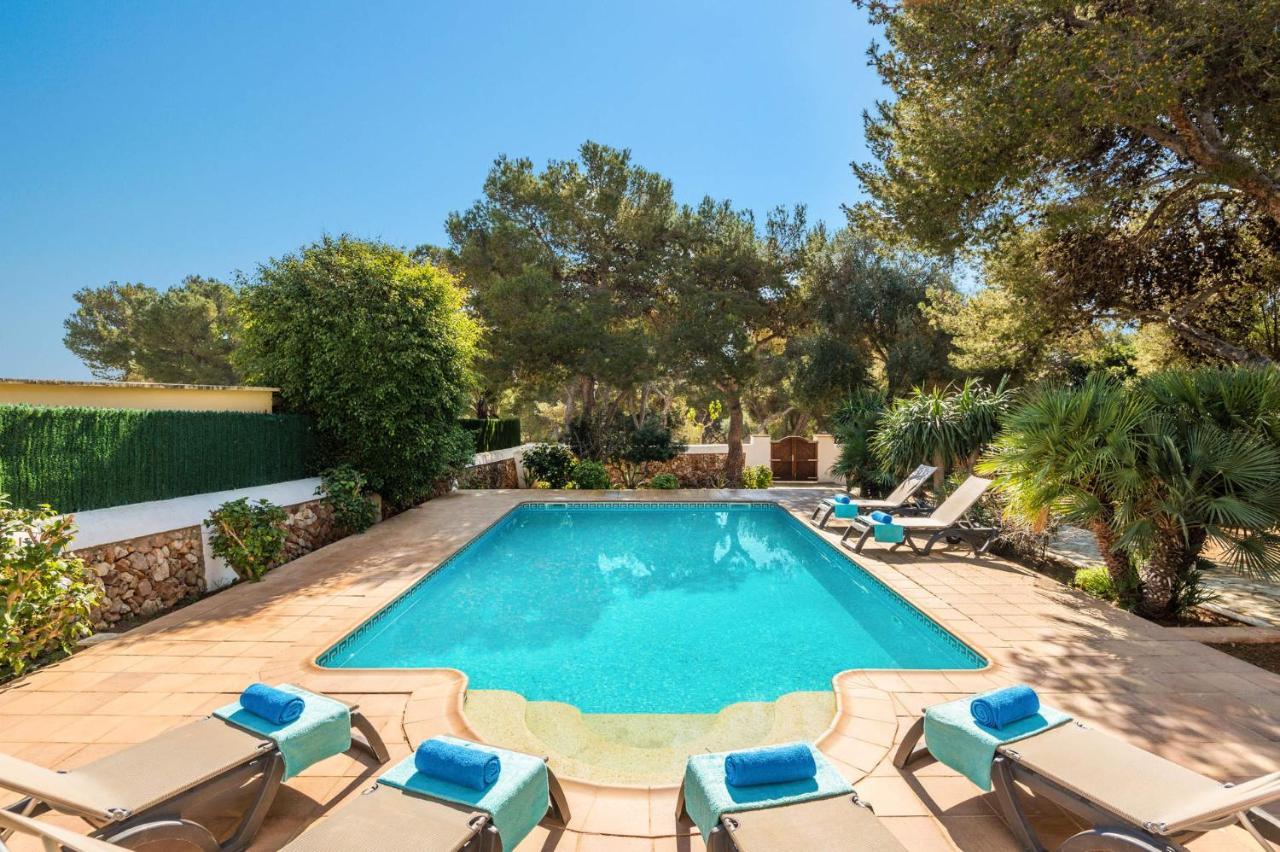Jose Blanc By Villa Cala Blanca (Menorca)