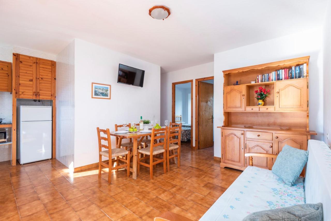 Brisa Mar 1, 2 Bedroom Apartment, Cala'n Bosch Apartamento Son Xoriguer