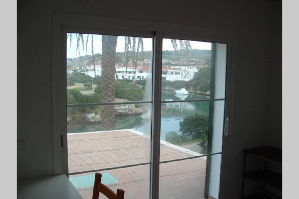 Preciosa Casa En Primera Línea Del Mar