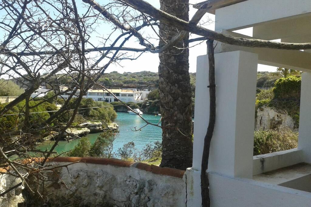 Preciosa Casa En Primera Línea Del Mar Сasa de vacaciones Biniatap de Dalt