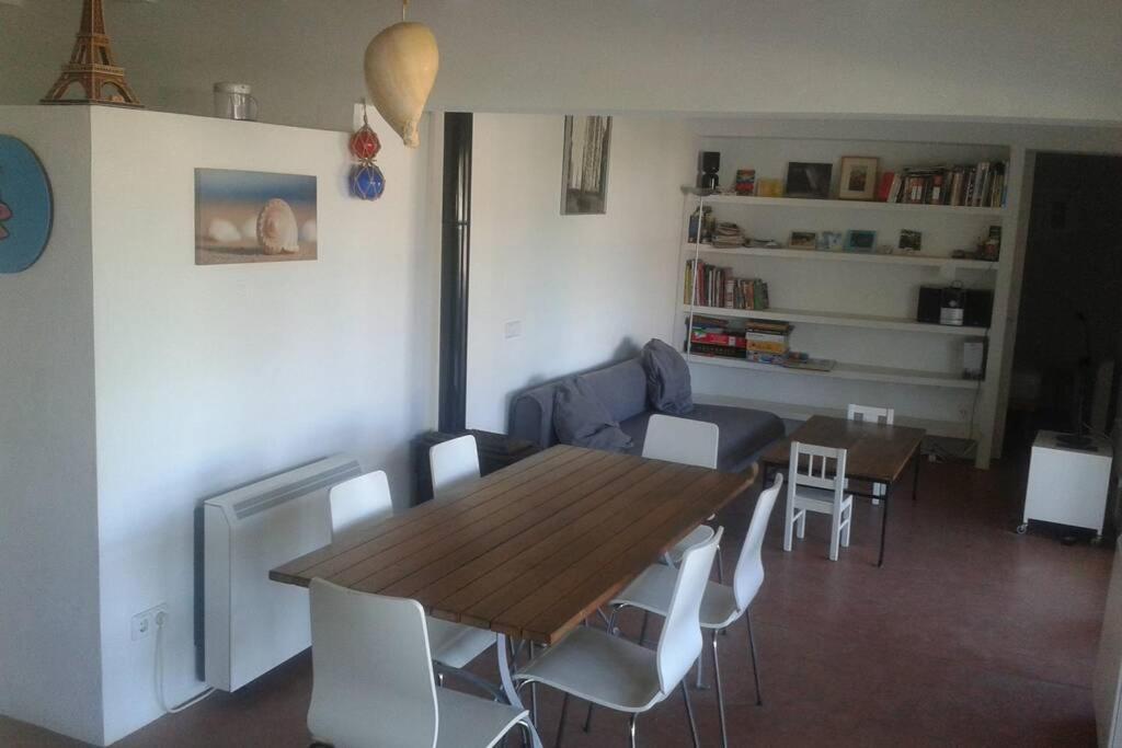 Preciosa Casa En Primera Línea Del Mar *