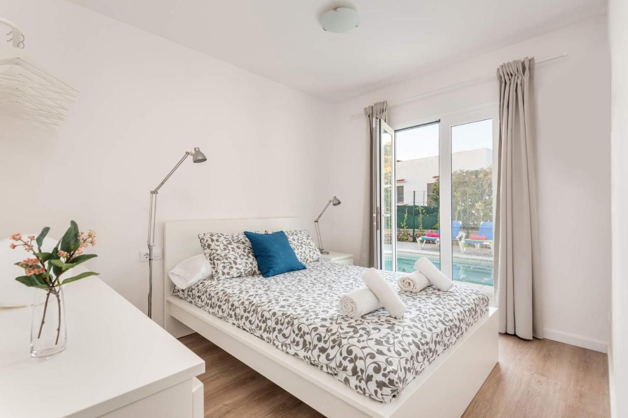 Villa Pins Blanca By Plus
