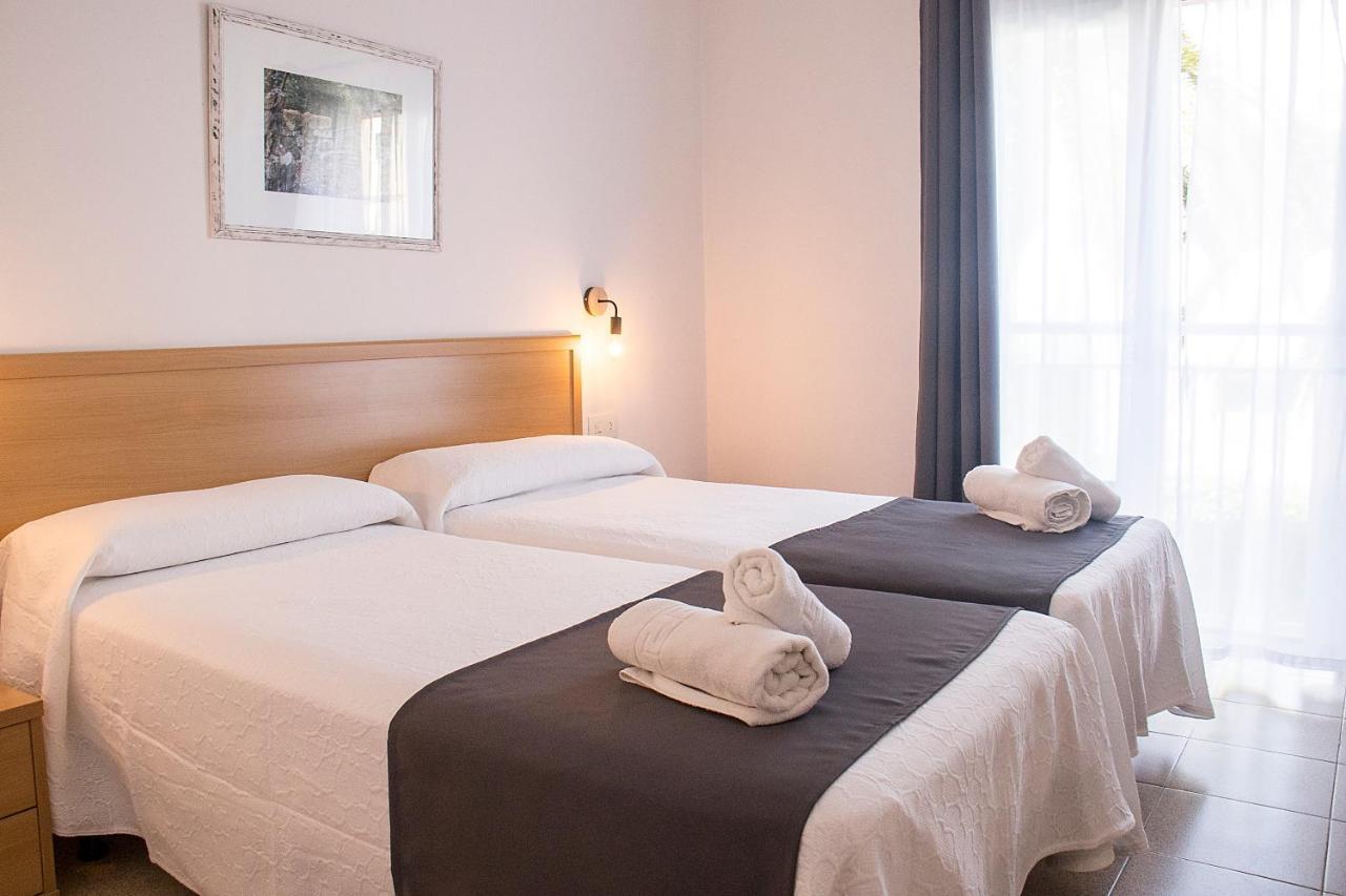 Geminis Hotel