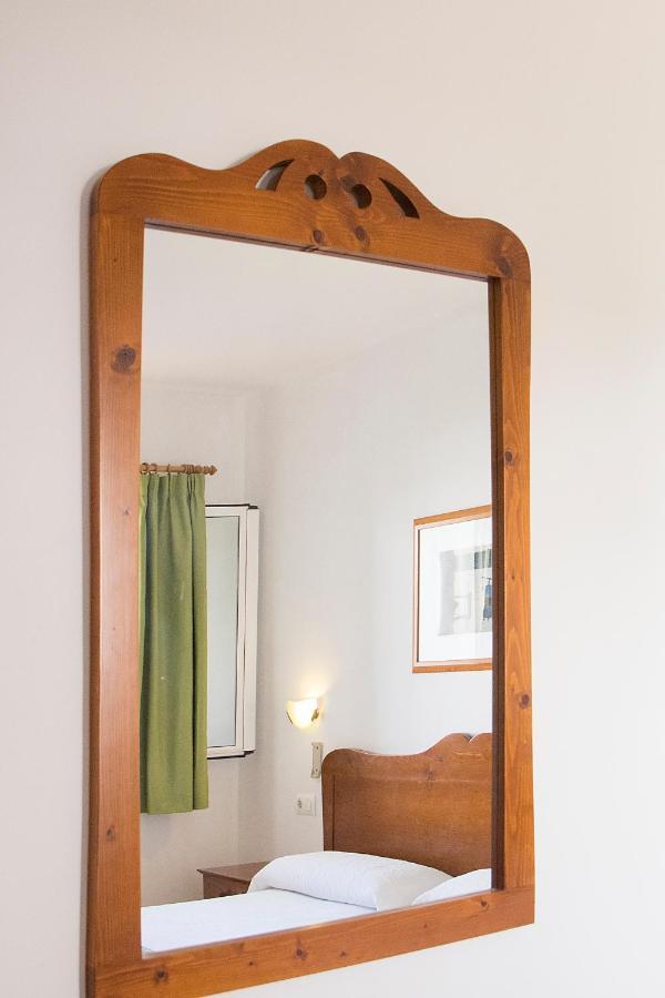 Geminis Hotel 2*
