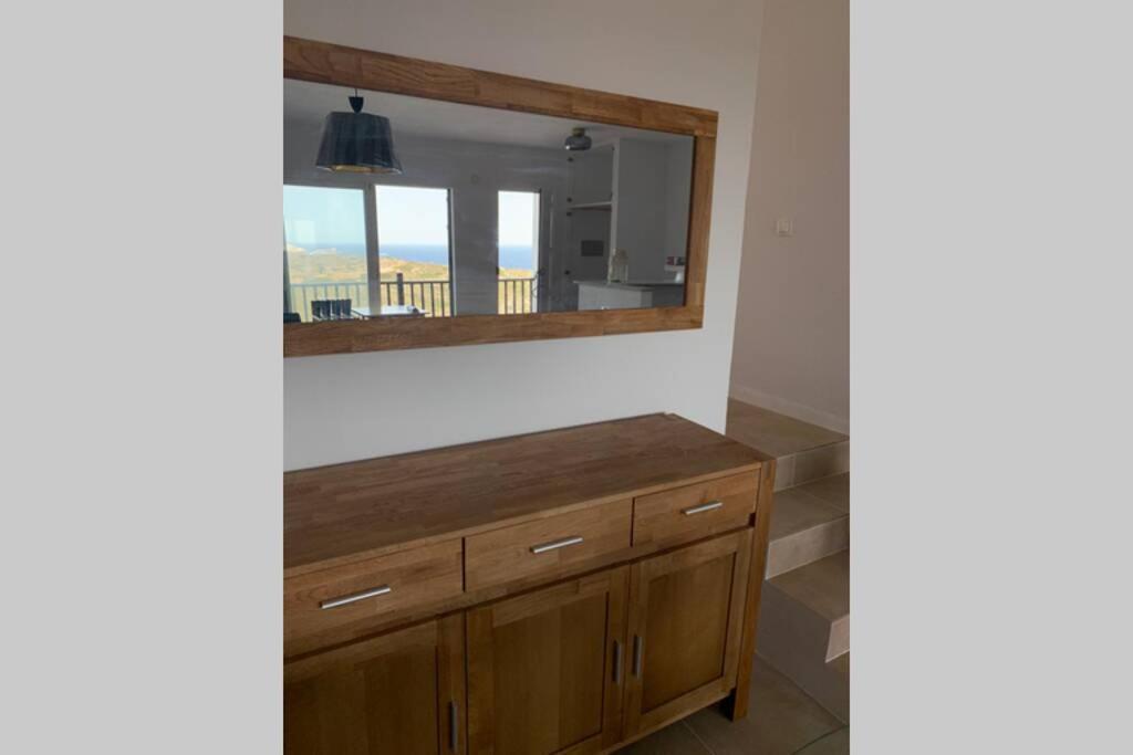 Apartamento A Estrenar Con Vistas Al Mar. *
