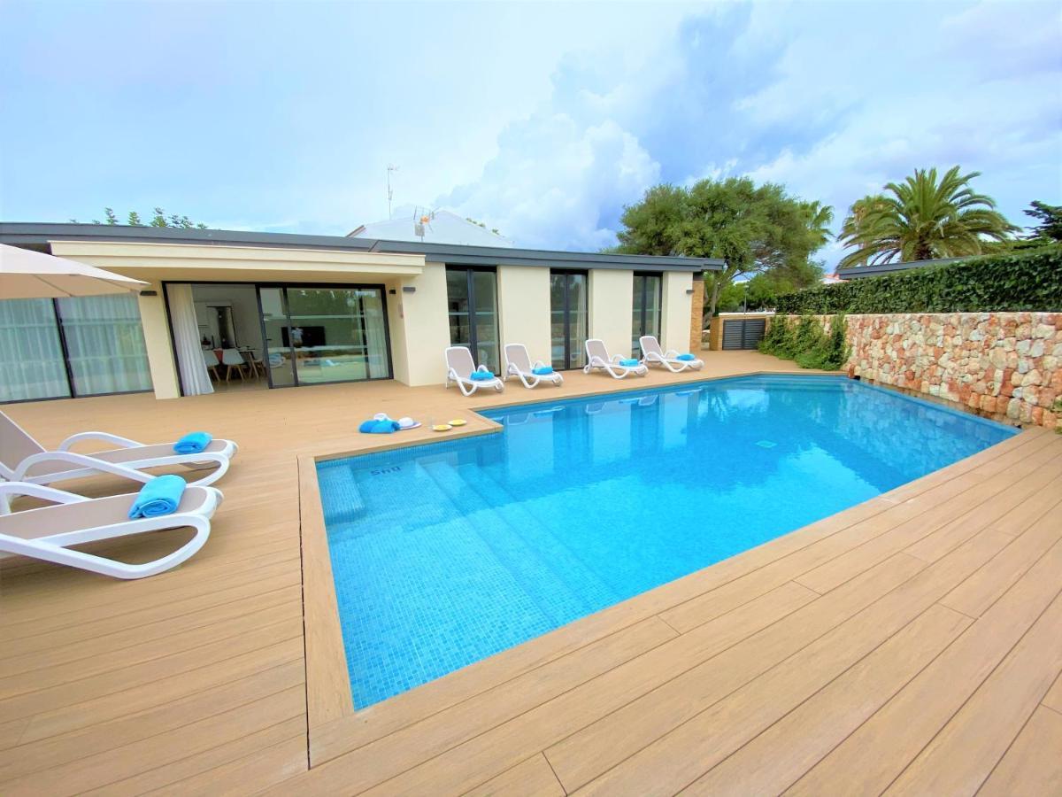 Lucia Villa Cala'N Blanes (Menorca)