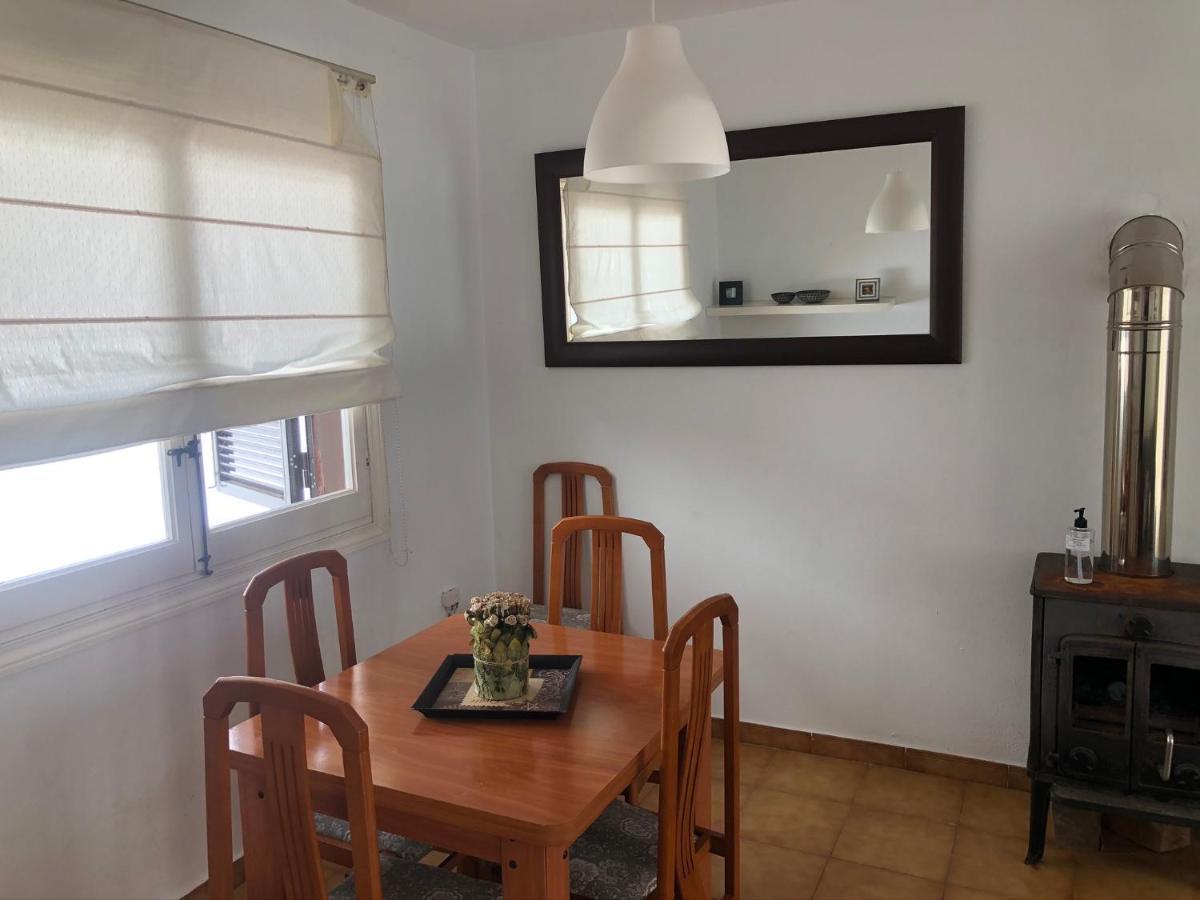 Gran Casa Con Bonito Jardin Holiday home