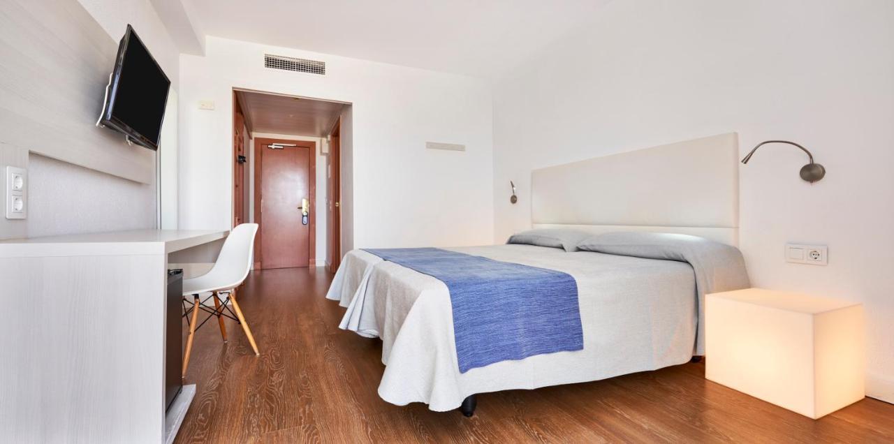 Globales Cala'n Bosch Hotel Cala'N Bosch (Menorca)