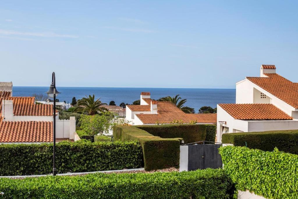 Abba, Pool & Sea Views *