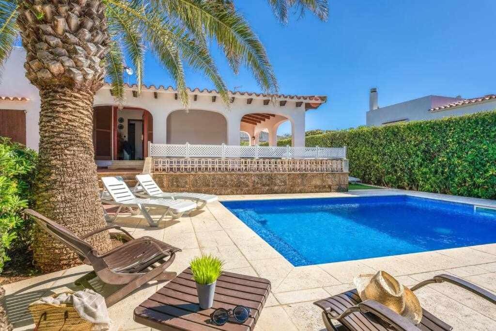 Villa Villa Aure Villa con piscina y aire acondicionado cerca de la playa *