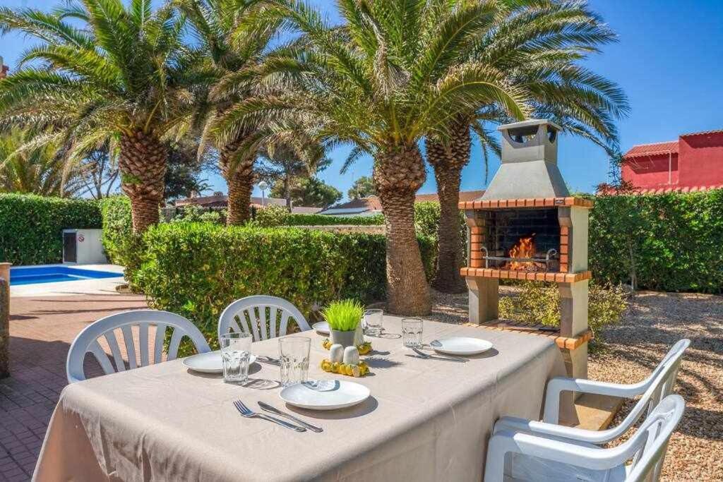 Villa Aure Villa con piscina y aire acondicionado cerca de la playa Villa