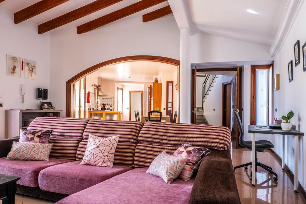 Elegant In Ciutadella De Menorca With Private Pool Villa *