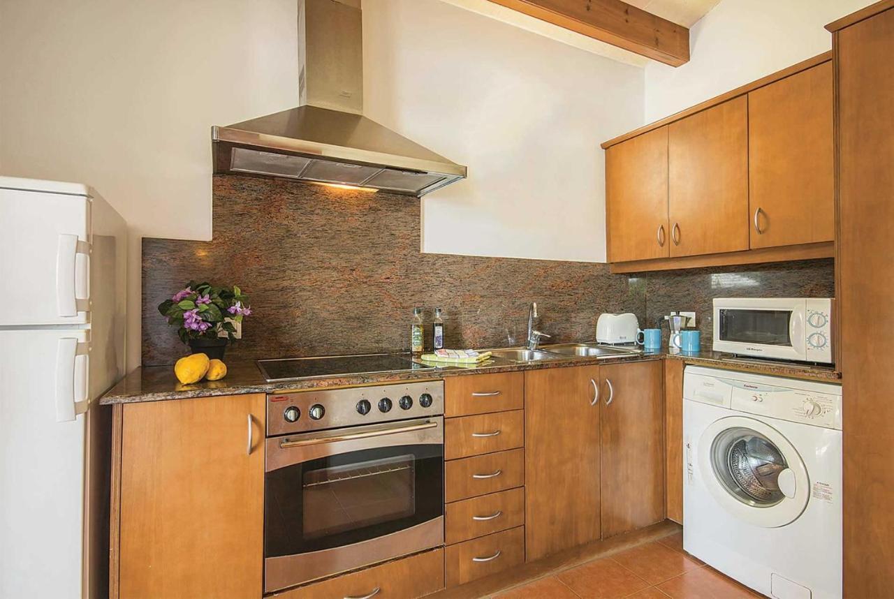 Clavel Villa Cala'N Bosch (Menorca)