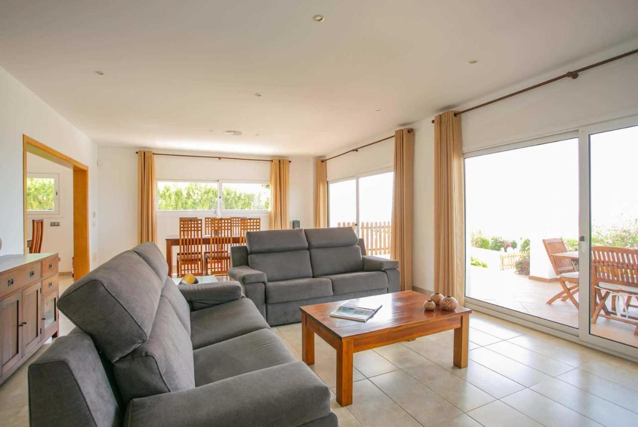Villa India Iii Binibeca
