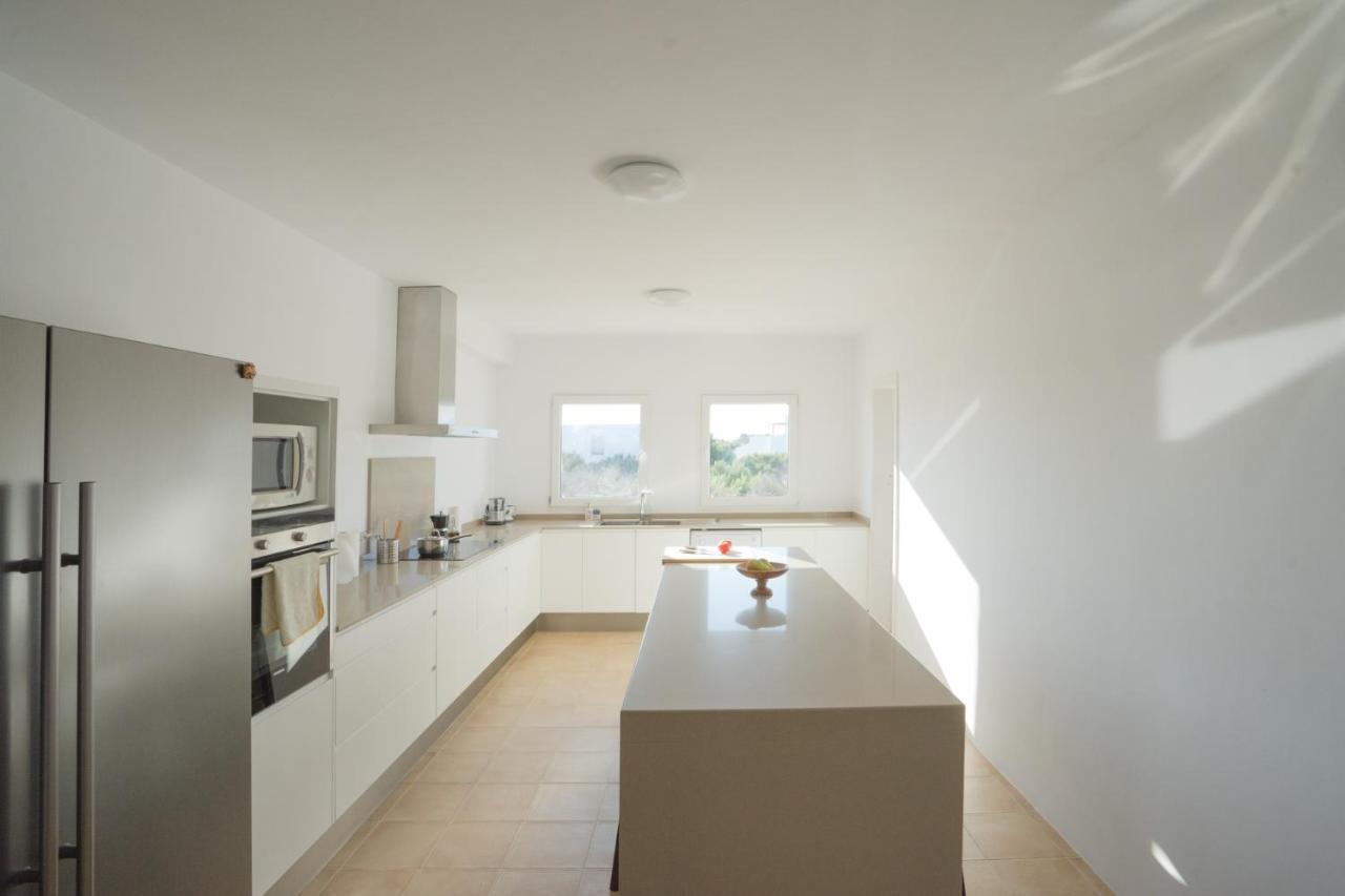 Casa Con Piscina, Vistas Y Acceso Privado Al Mar. Vistes Voramar. Cala'N Blanes (Menorca)