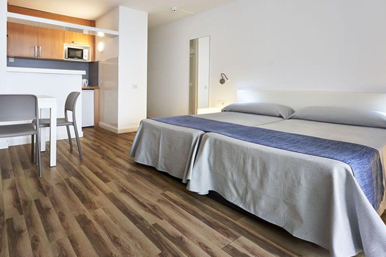 Apartamento Globales Marina Cala'N Bosch (Menorca)