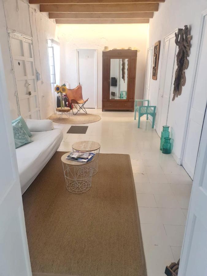Сasa de vacaciones 5 Bedrooms House With Wifi At Mao 5 Km Away From The *
