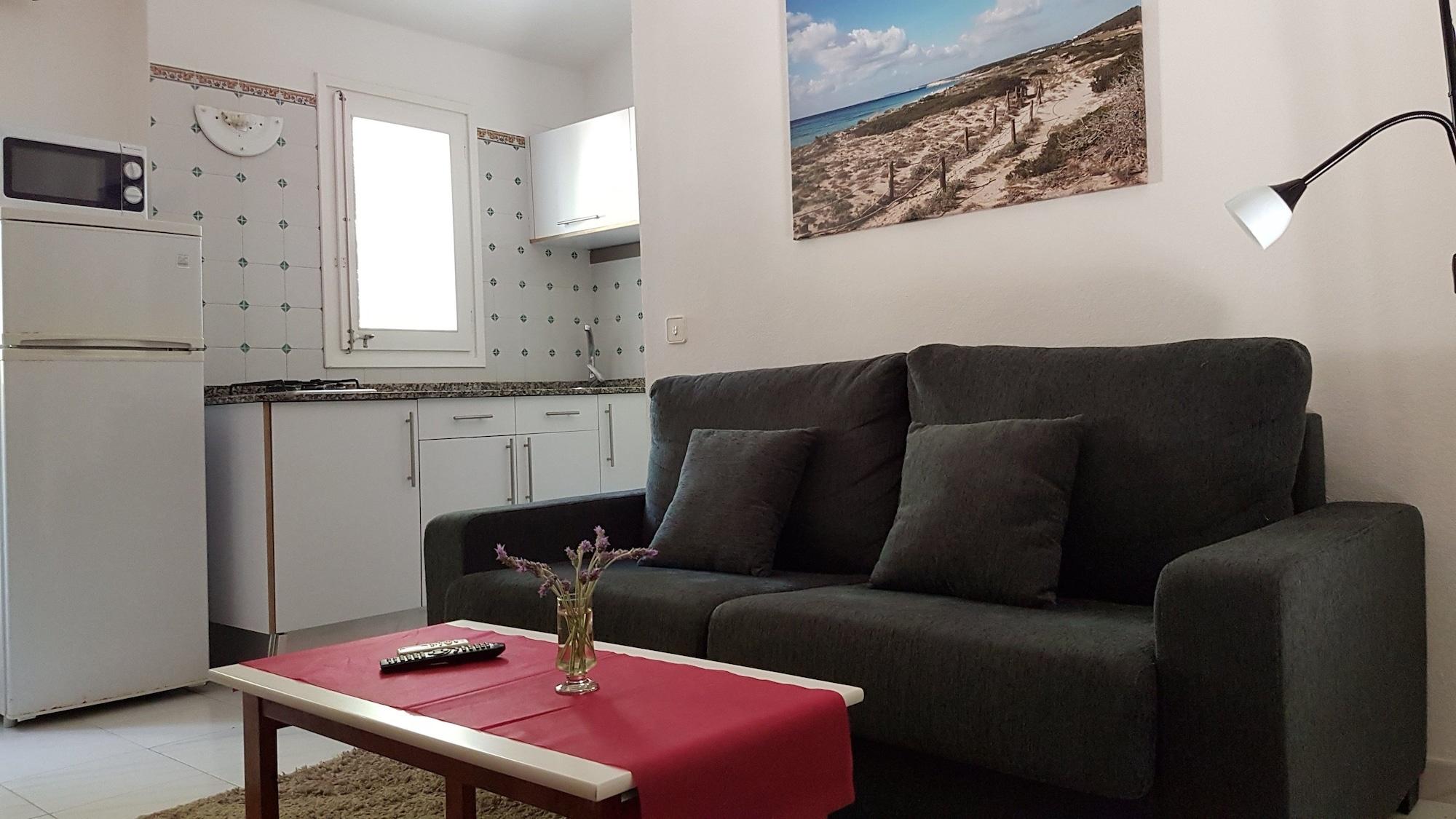 Apartamento California I & Ii Cala'N Blanes (Menorca)