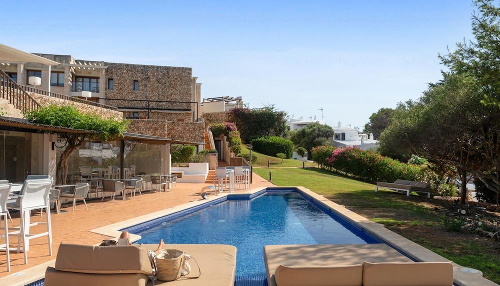 Menorca - Adults Recommended - By Pierre & Premium 3*