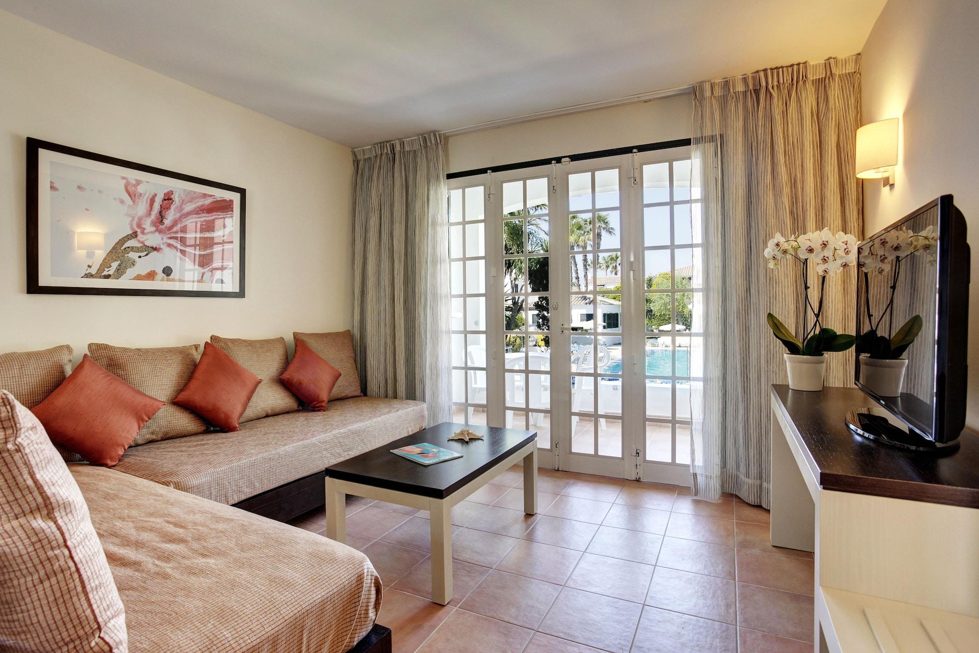 Grupotel Club Menorca Apartahotel 3*