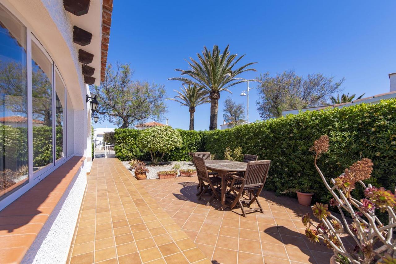 Villa Rosa *