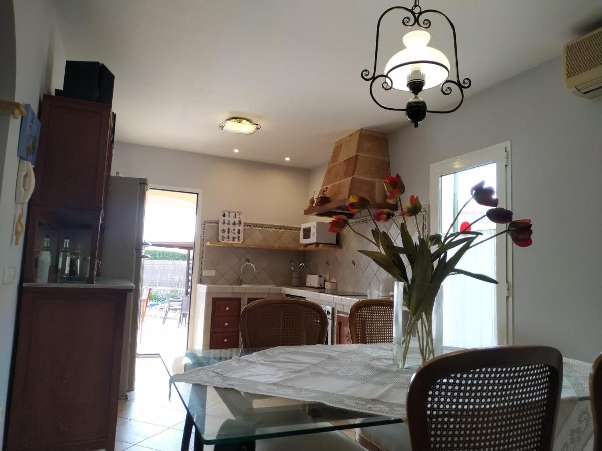 Villa Tali Piscina, Wifi, Cerca De Ciudadela *