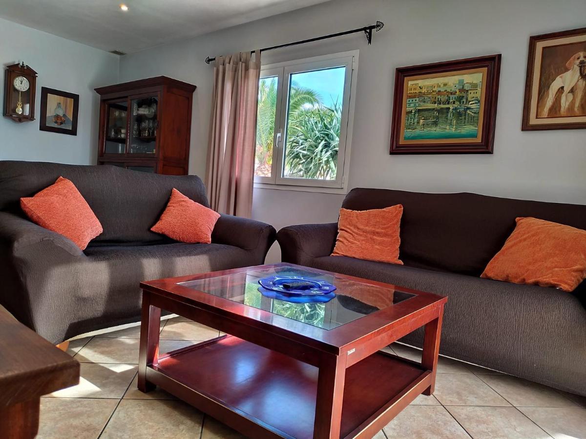Villa Tali Piscina, Wifi, Cerca De Ciudadela *