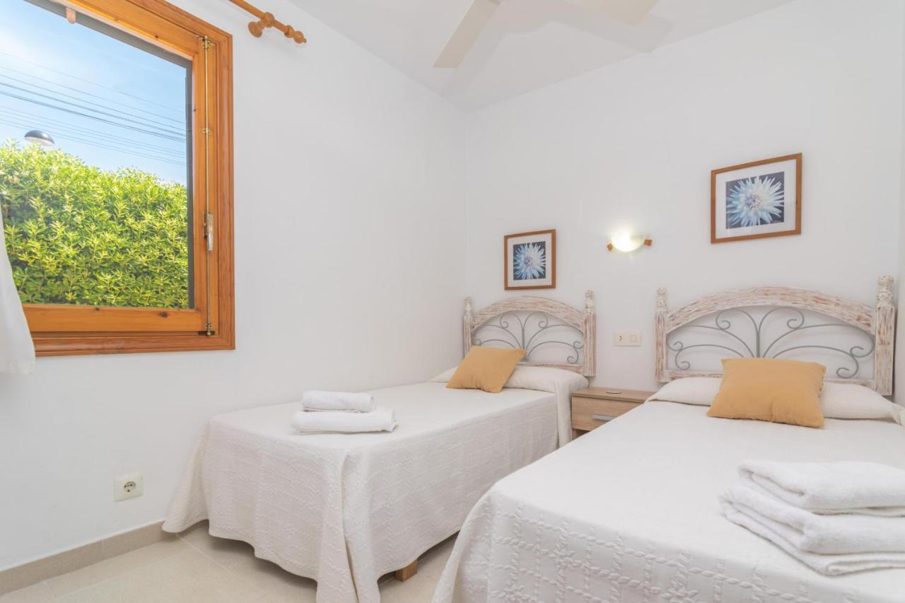 Marina -cala Enporter- * Cala En Porter (Menorca)