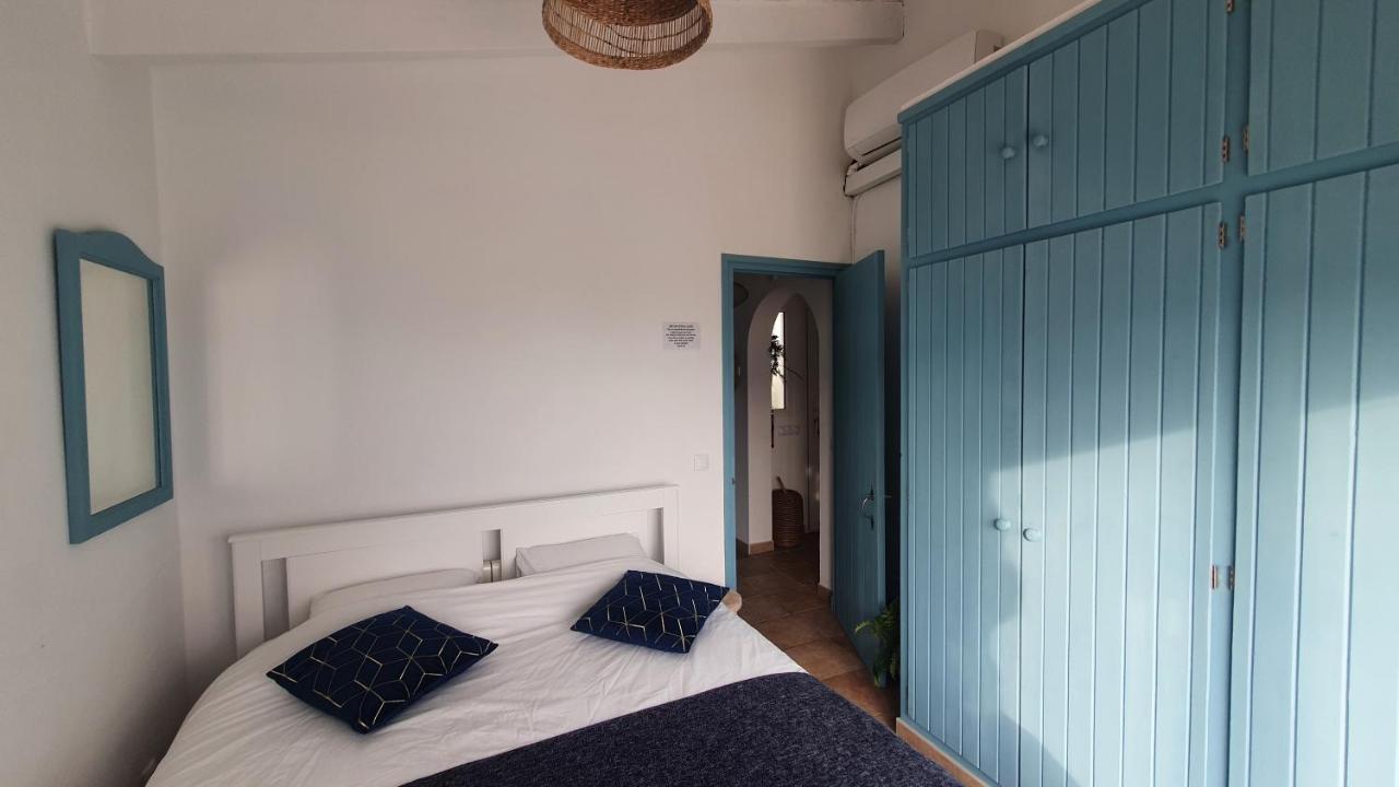 Vell Luxury Villa, Sea Direct Access, Private Pool Villa *