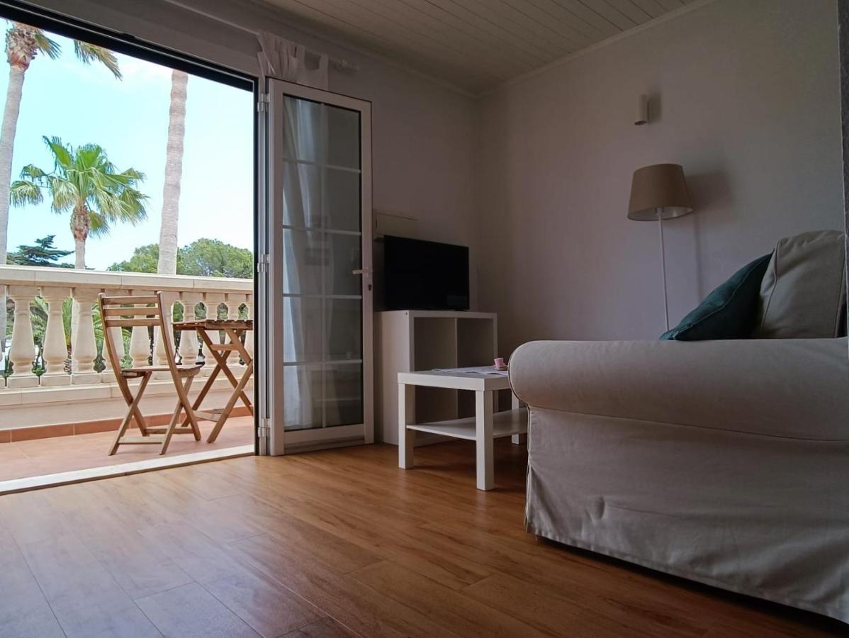 Bon Repos - B10, Con Terraza En Cala'n Bosch Apartment