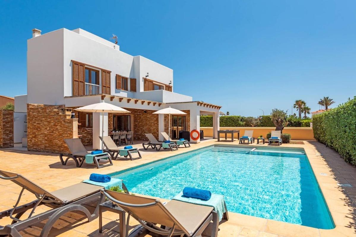 Ibiza 4 Bedroom Villa, Cala'n Blanes Villa Cala'N Blanes (Menorca)